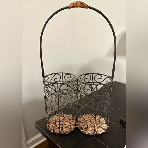 Faux Bamboo Wine Bottle Holder - Metal design - Picture 1 of 3